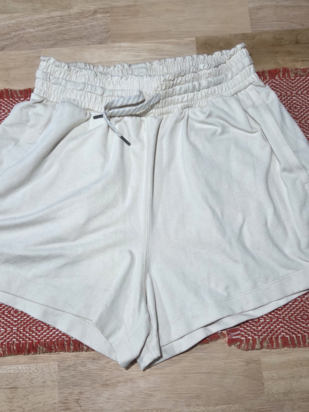 Vuori Women's Drawstring Athletic Shorts - Cream